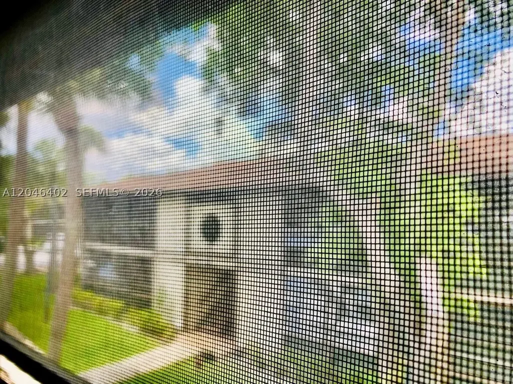 809 NE 199th Street Miami FL 33179