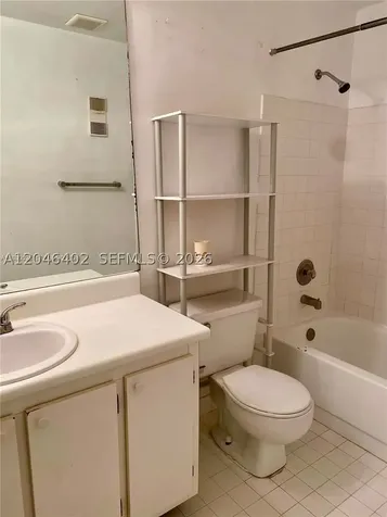 809 NE 199th Street Miami FL 33179