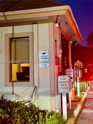 809 NE 199th Street Miami FL 33179