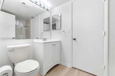 5661 Riverside Drive Coral Springs FL 33067