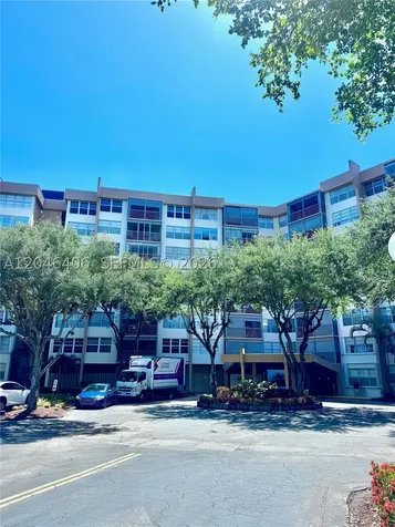 1300 Saint Charles Place Pembroke Pines FL 33026