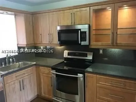 3933 Adra Avenue Doral FL 33178
