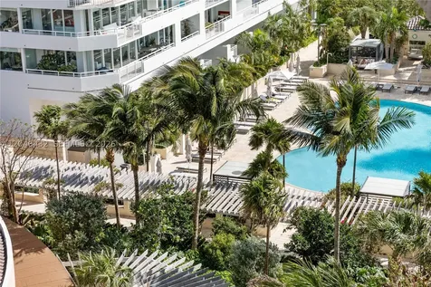 300 S Pointe Drive Miami Beach FL 33139