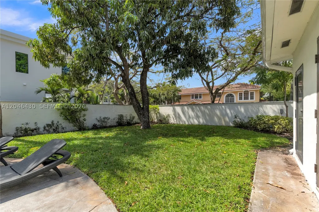 549 NE 12th Avenue Fort Lauderdale FL 33301
