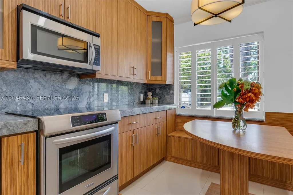 549 NE 12th Avenue Fort Lauderdale FL 33301