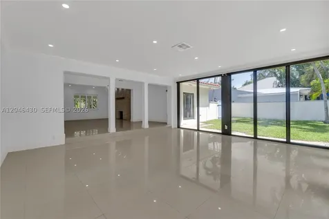 549 NE 12th Avenue Fort Lauderdale FL 33301