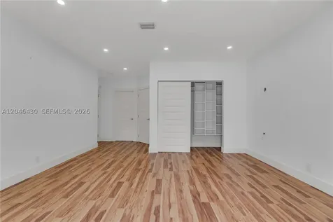 549 NE 12th Avenue Fort Lauderdale FL 33301