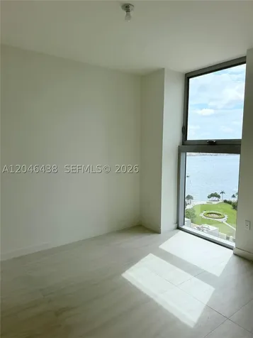 77 SE 5th Street Miami FL 33131
