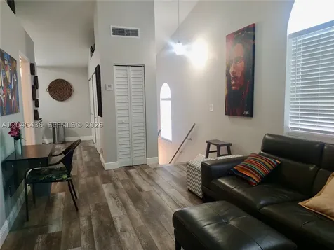 8769 SW 215th Terrace Cutler Bay FL 33189