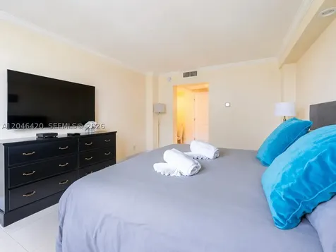 19370 Collins Avenue Sunny Isles Beach FL 33160