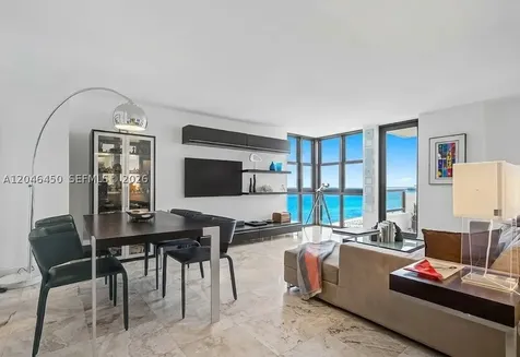 2555 Collins Avenue Miami Beach FL 33140