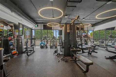 2555 Collins Avenue Miami Beach FL 33140