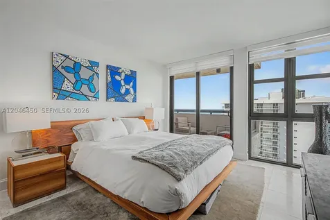 2555 Collins Avenue Miami Beach FL 33140