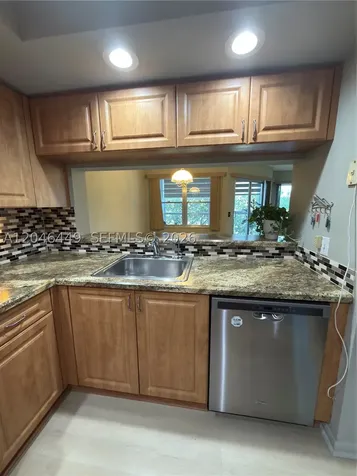 1300 SW 125th Avenue Pembroke Pines FL 33027