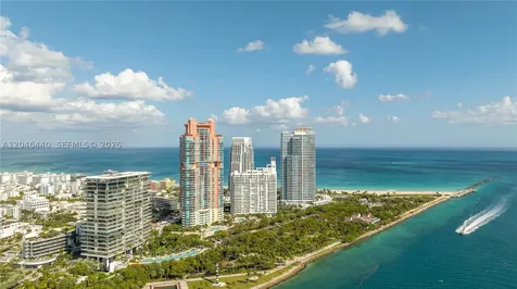 300 S Pointe Drive Miami Beach FL 33139