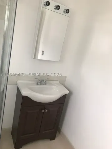 Miami FL 33135