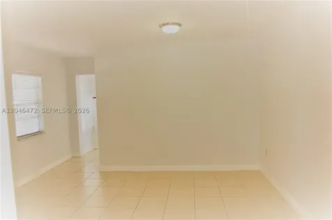 Miami FL 33135