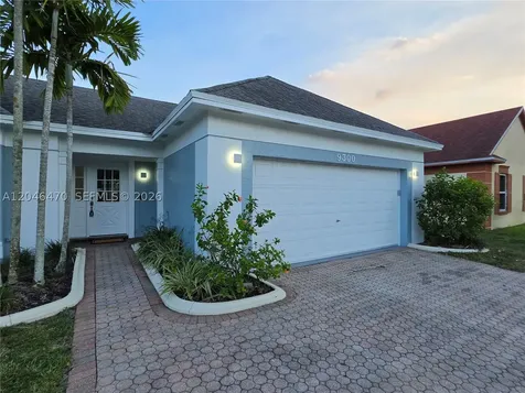 9300 Dunhill Drive Miramar FL 33025