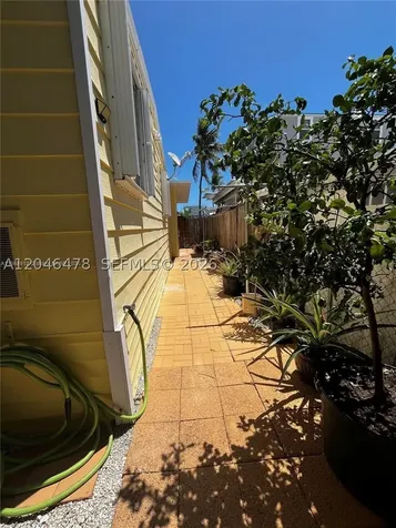 84 Avenue D Key Largo FL 33037