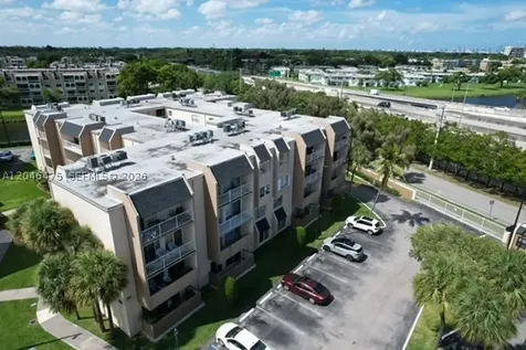 7715 SW 86th Street Miami FL 33143