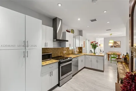 737 Alhambra Circle Coral Gables FL 33134