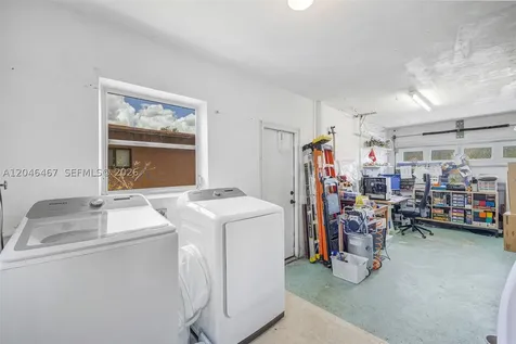 3620 NW 24th Street Lauderdale Lakes FL 33311