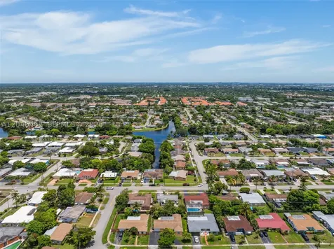 3620 NW 24th Street Lauderdale Lakes FL 33311