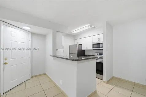 2846 S University Drive Davie FL 33328