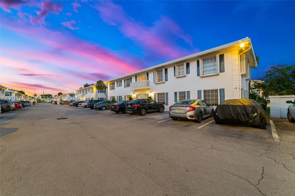 2201 NE 66th Street Fort Lauderdale FL 33308