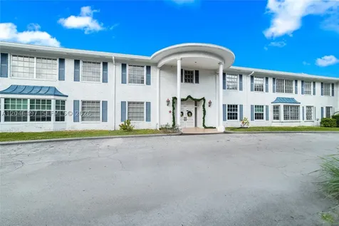 2201 NE 66th Street Fort Lauderdale FL 33308
