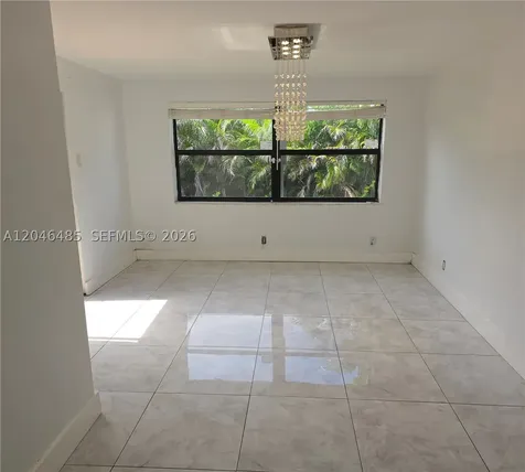 323 NW 4th Place Deerfield Beach FL 33441