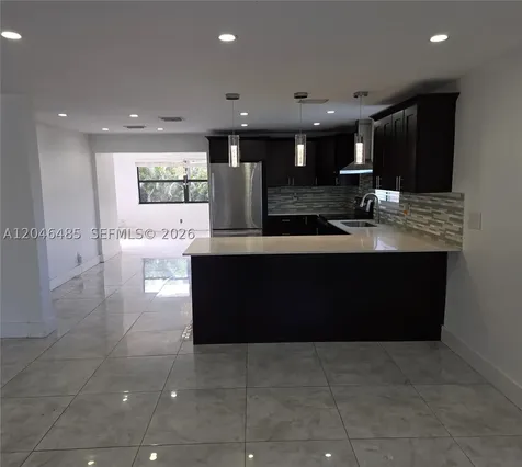 323 NW 4th Place Deerfield Beach FL 33441