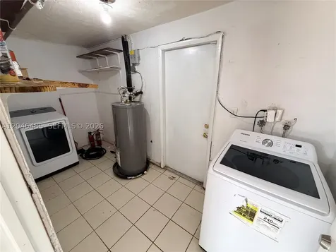 323 NW 4th Place Deerfield Beach FL 33441