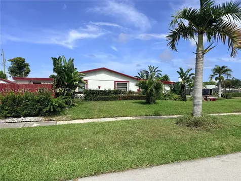 323 NW 4th Place Deerfield Beach FL 33441