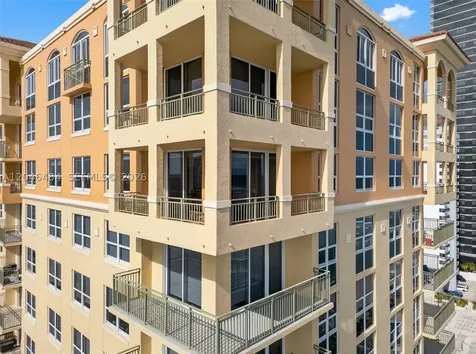2080 S Ocean Drive Hallandale Beach FL 33009