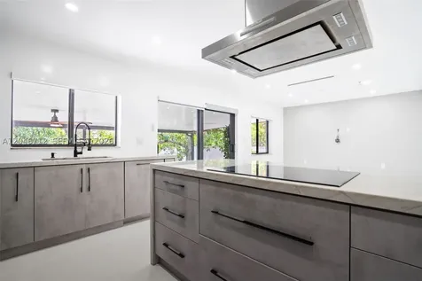 56 Whitethorn Drive Miami Springs FL 33166