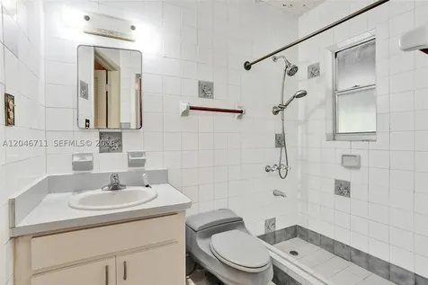 3560 NW 95th Street Miami FL 33147