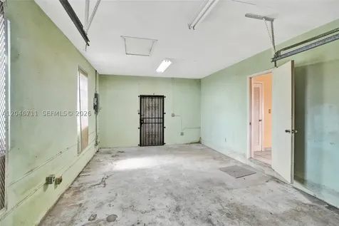 3560 NW 95th Street Miami FL 33147