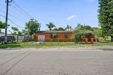 3560 NW 95th Street Miami FL 33147
