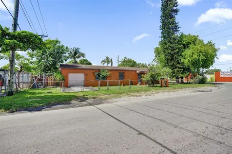 3560 NW 95th Street Miami FL 33147