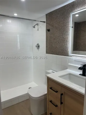 17021 N Bay Road Sunny Isles Beach FL 33160