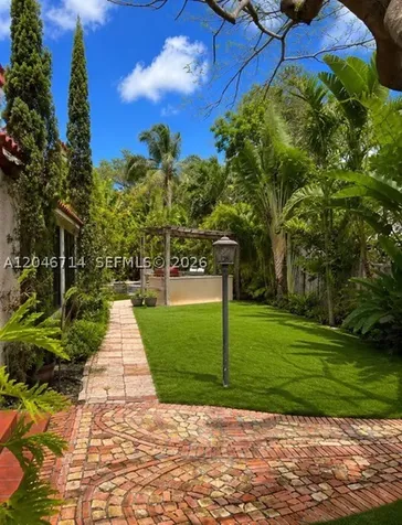 8276 E Dixie Highway Miami FL 33138