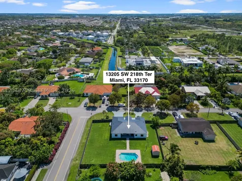 13205 SW 218th Terrace Miami FL 33170