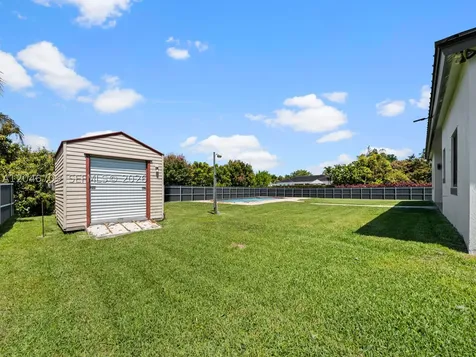 13205 SW 218th Terrace Miami FL 33170