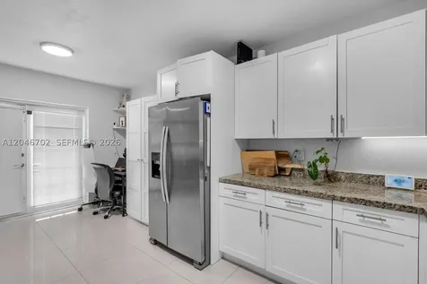 801 NW 17th Court Miami FL 33125