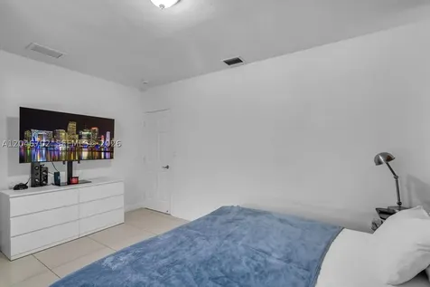 801 NW 17th Court Miami FL 33125