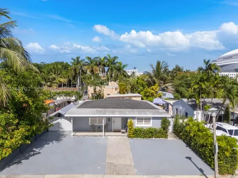 801 NW 17th Court Miami FL 33125