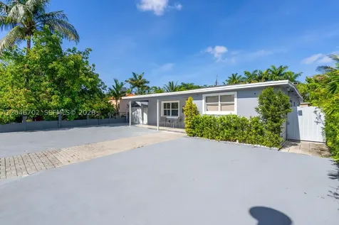 801 NW 17th Court Miami FL 33125