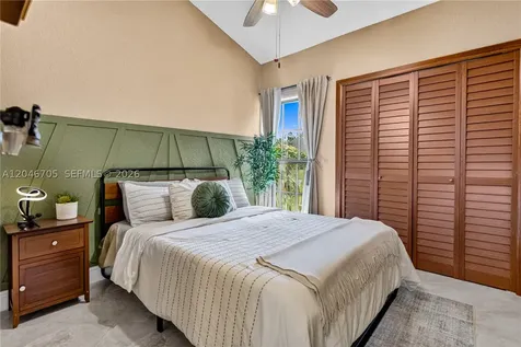 2620 Buttonwood Avenue Miramar FL 33025