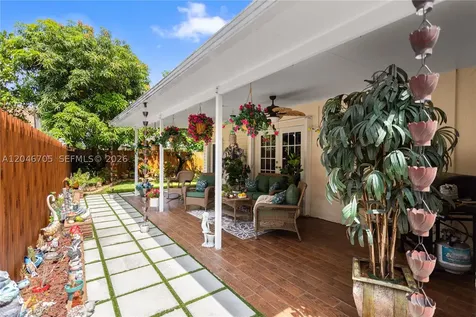 2620 Buttonwood Avenue Miramar FL 33025